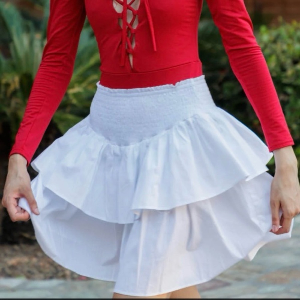 HT 360 Collective  White  Layerd  Riffle Mini Skirt Sz S